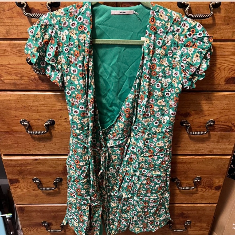 Mi Ami Floral Green Wrap Dress